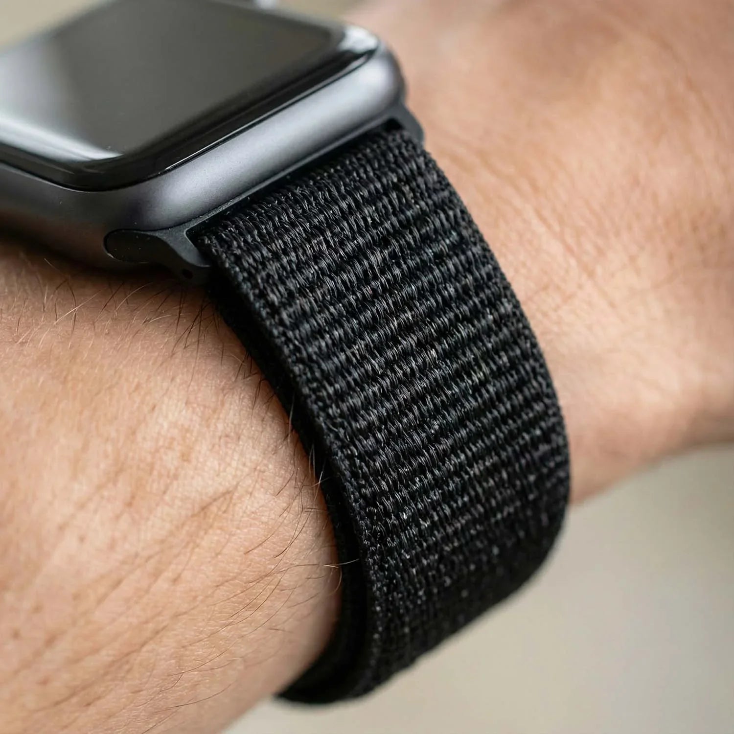 Bracelet Apple Watch Flyne - tissé - nylon - noir