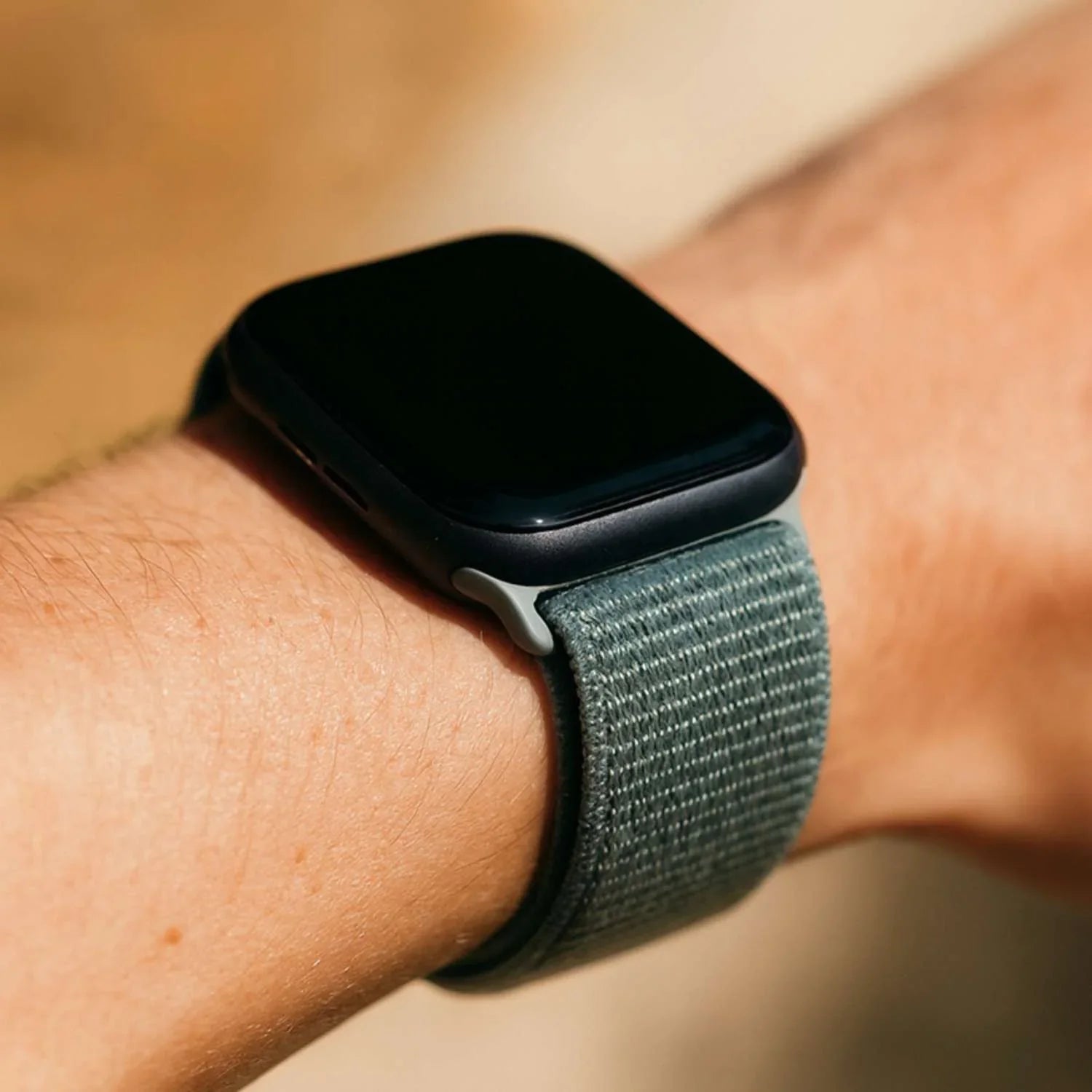 Bracelet Apple Watch Flyne - tissé - nylon - vert sauge