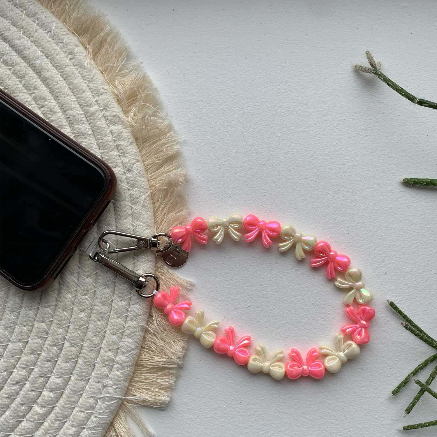 Cordon pour téléphone Bow – rose blanc – argent